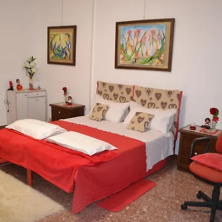 Casa D'arte Mary Apartment Rom